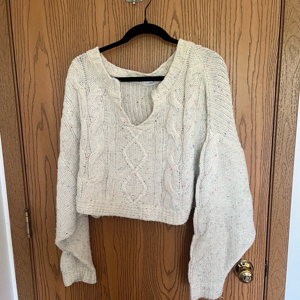 CJLA Cable Knit Crop Sweater